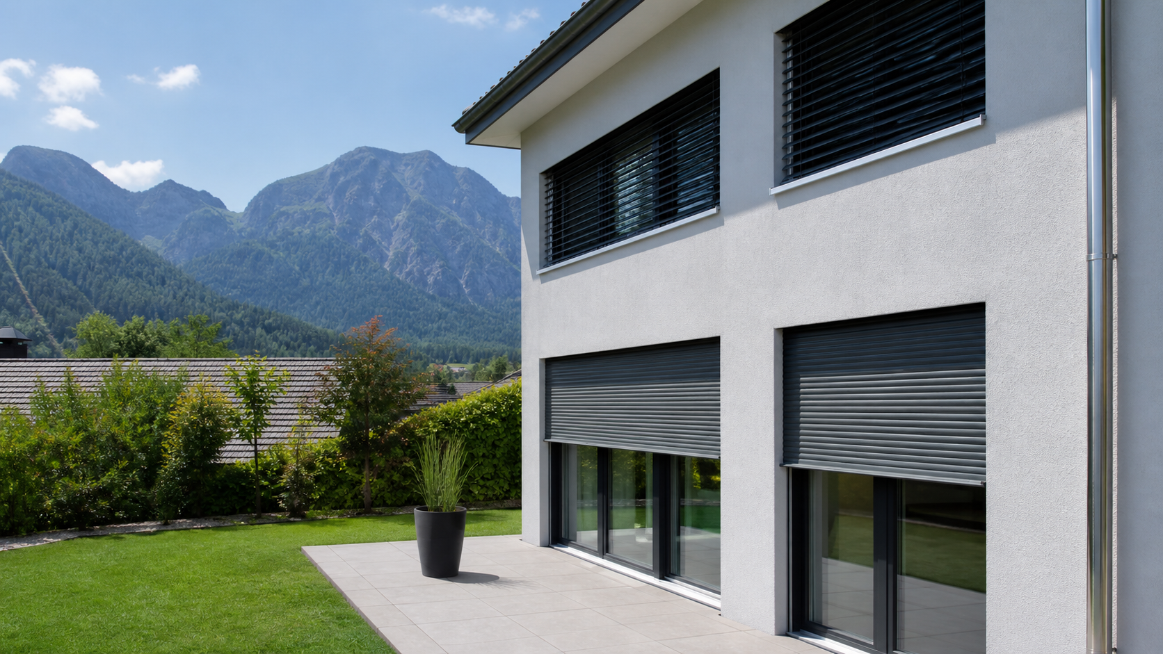 Storen und Rollläden auf einer Baustelle in der Romandie