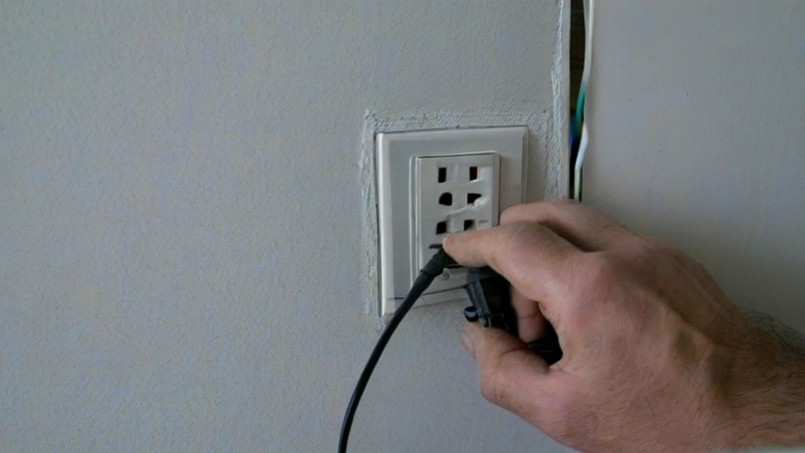 Electrical socket