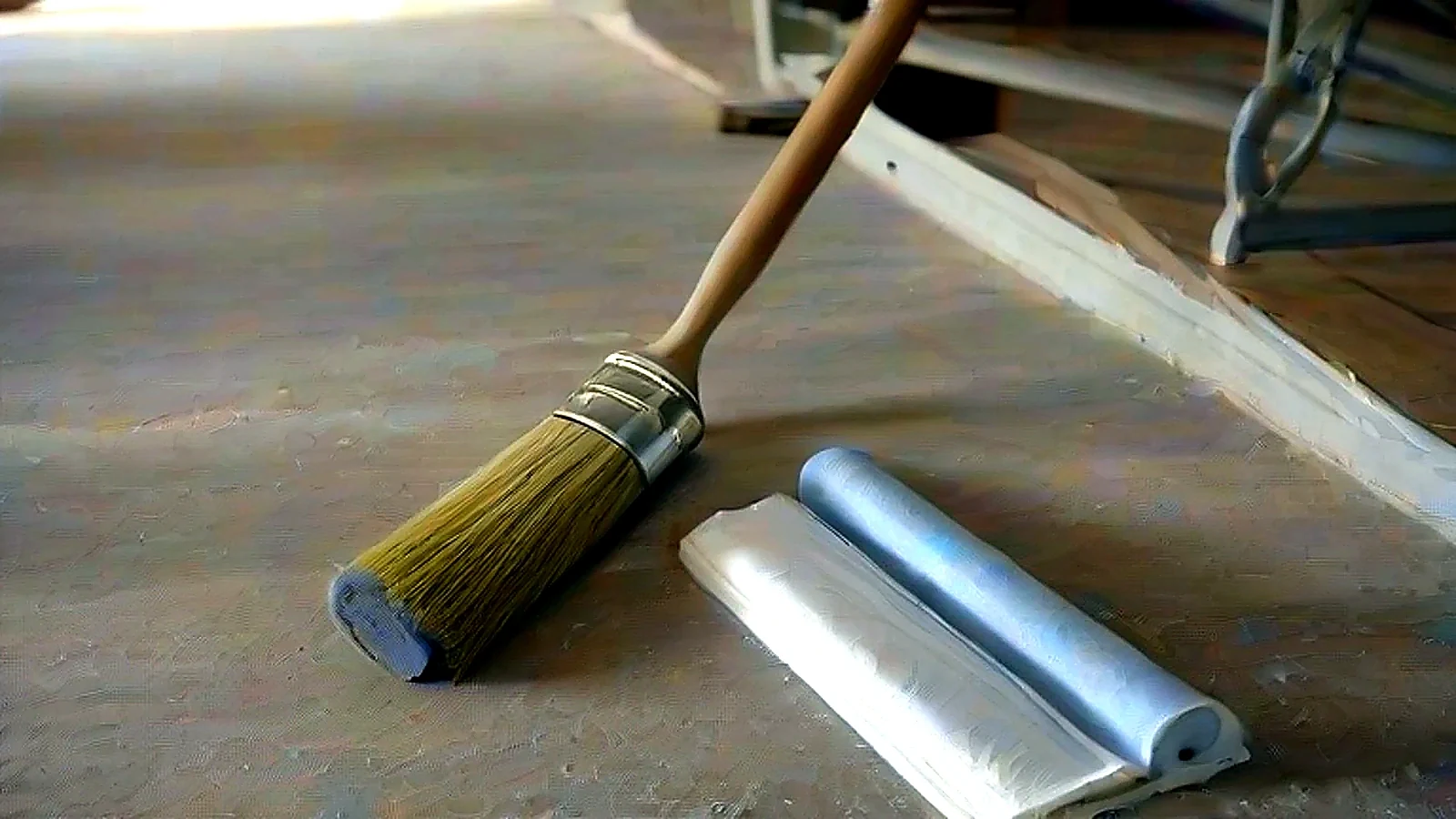 Rollen, Pinsel und Verbrauchsmaterial